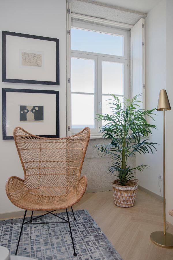 Liiiving In Porto - Luxury Beachfront Apartments Buitenkant foto