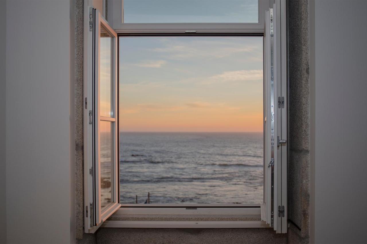Liiiving In Porto - Luxury Beachfront Apartments Buitenkant foto