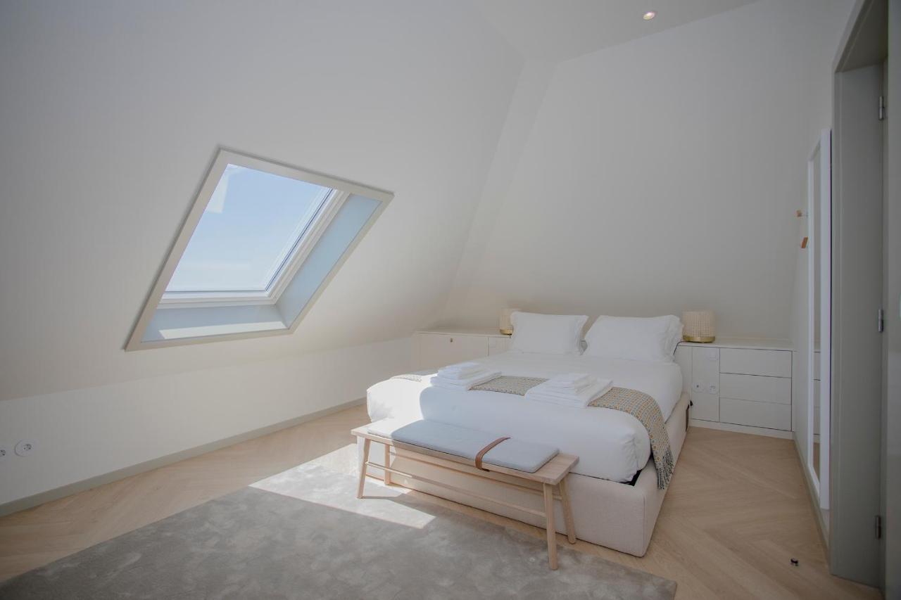 Liiiving In Porto - Luxury Beachfront Apartments Buitenkant foto
