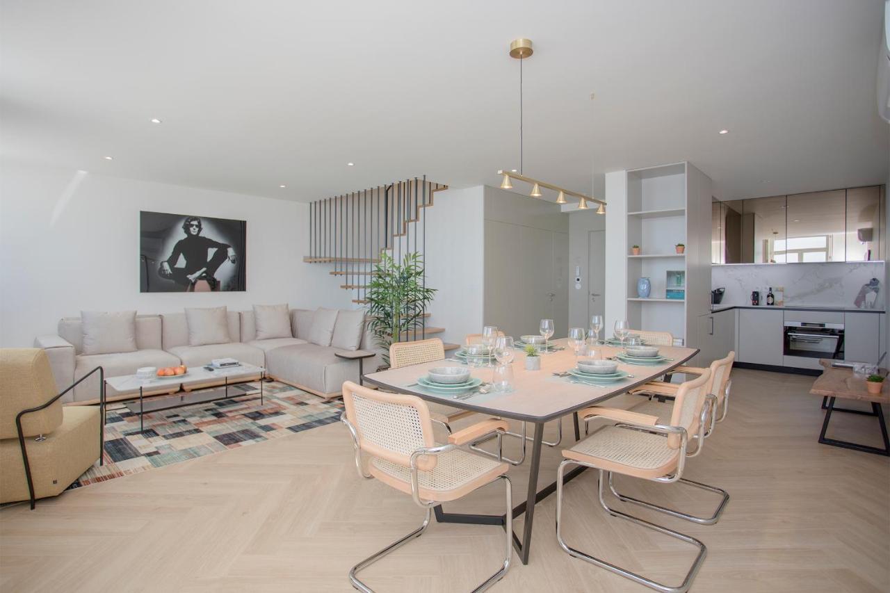 Liiiving In Porto - Luxury Beachfront Apartments Buitenkant foto