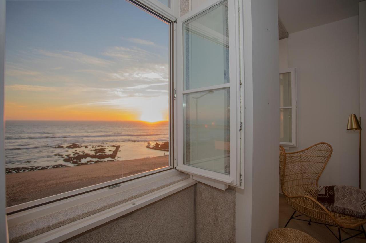 Liiiving In Porto - Luxury Beachfront Apartments Buitenkant foto