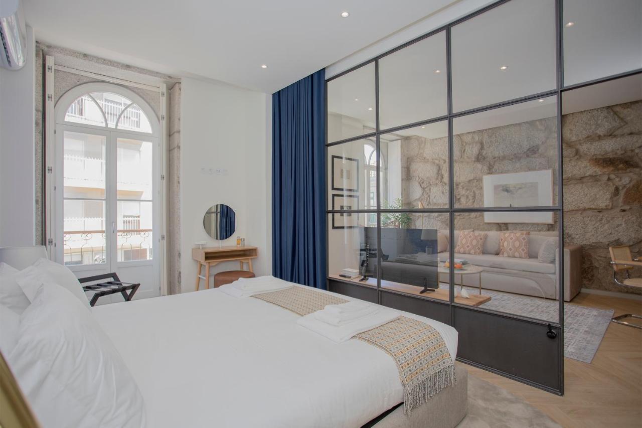 Liiiving In Porto - Luxury Beachfront Apartments Buitenkant foto