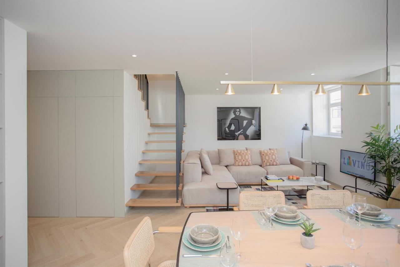 Liiiving In Porto - Luxury Beachfront Apartments Buitenkant foto