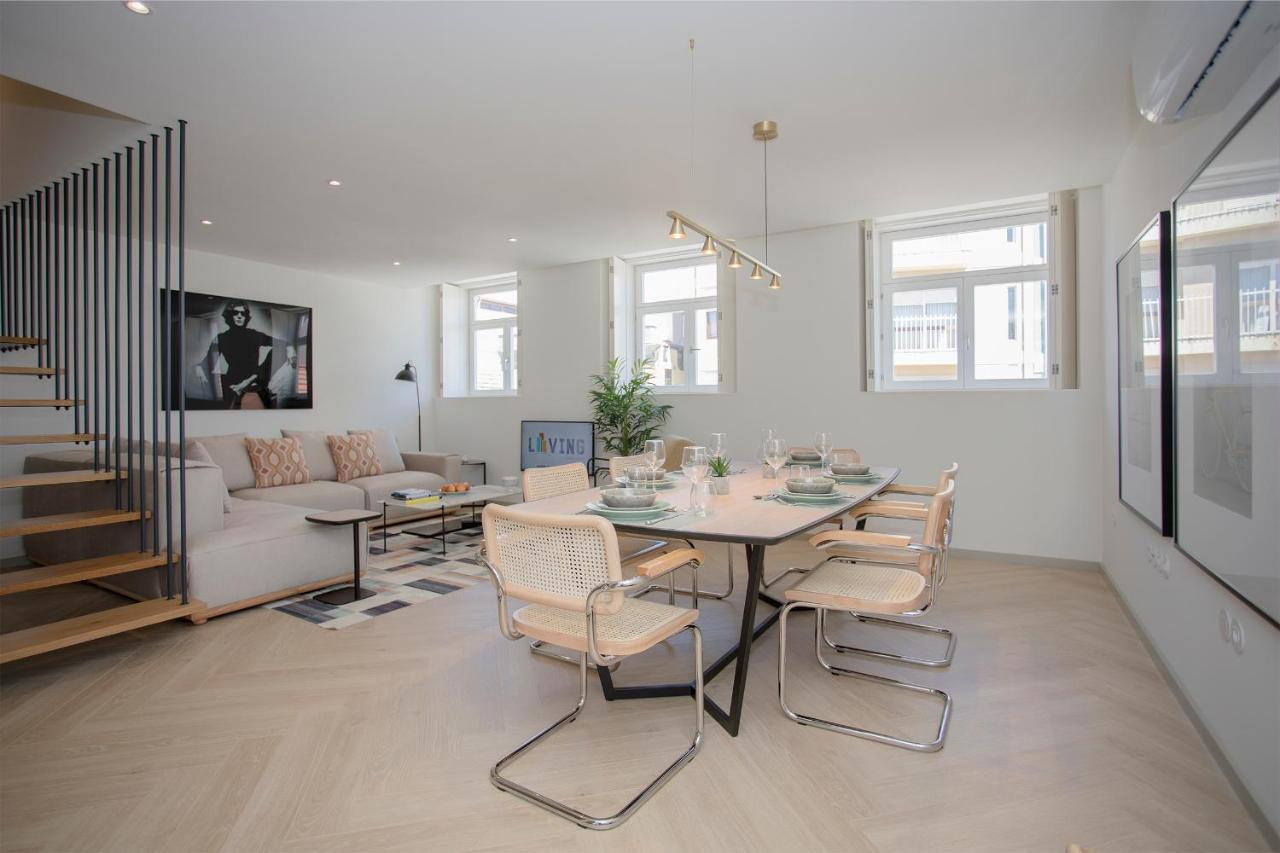 Liiiving In Porto - Luxury Beachfront Apartments Buitenkant foto