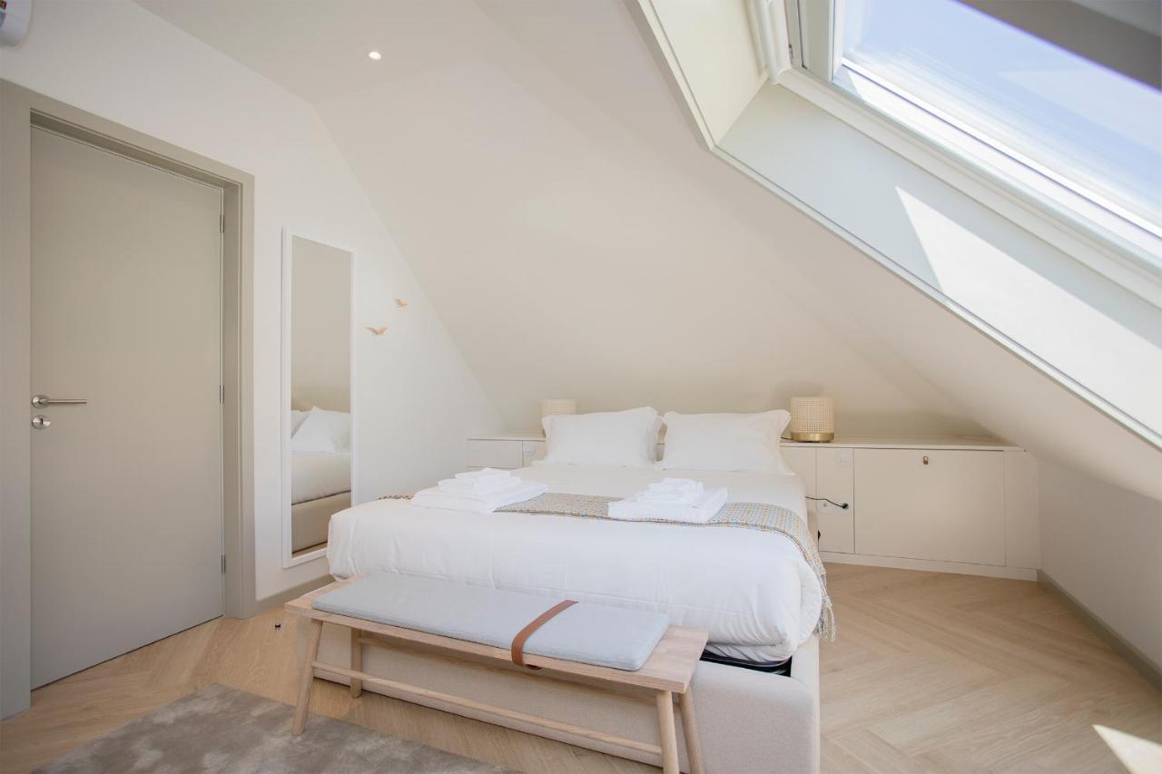 Liiiving In Porto - Luxury Beachfront Apartments Buitenkant foto